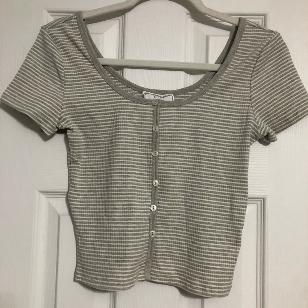 Hippie Rose Gray cream Striped faux Button-Up Crop Top new size small NWT